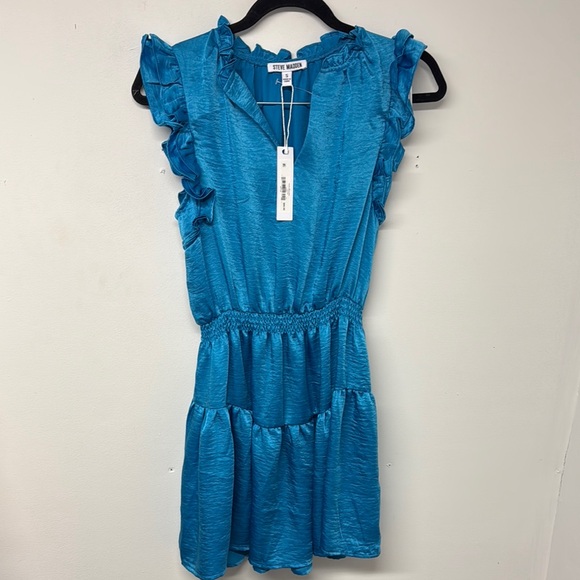 Steve Madden Dresses & Skirts - Steve Madden Blue Ruffle Dress size small
